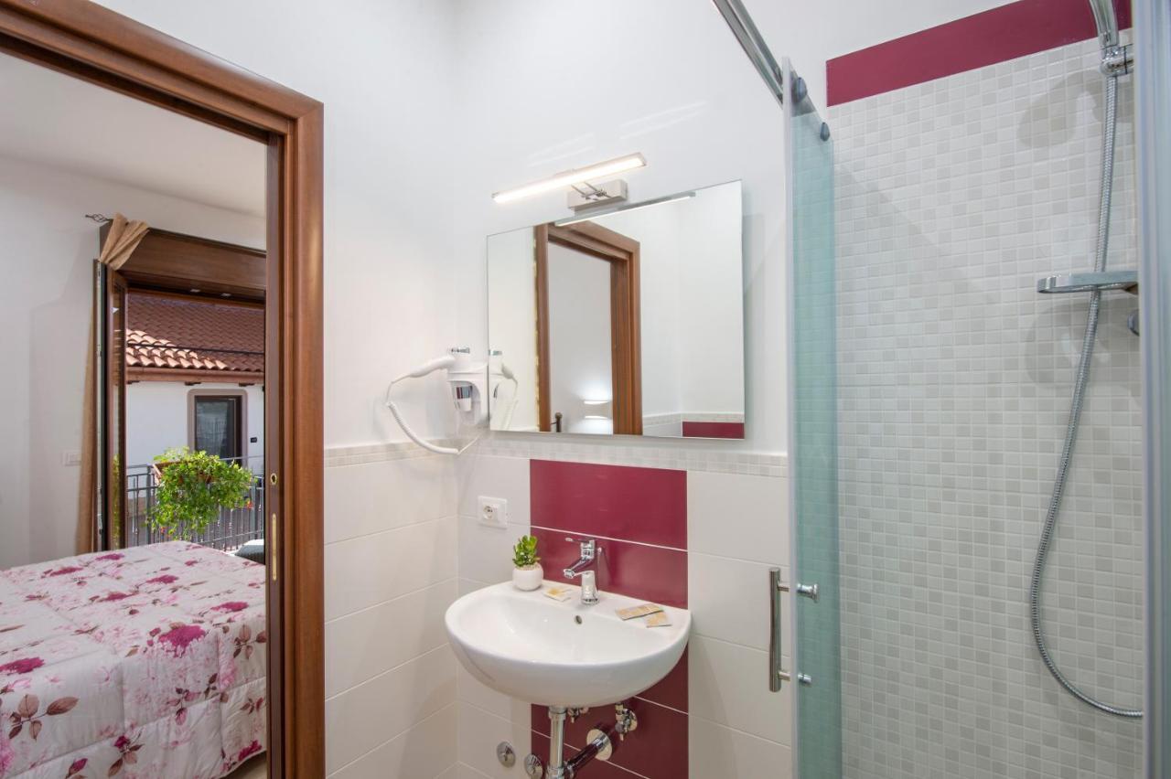 Il Ritrovo Degli Dei Bed & Breakfast Аджерола Екстериор снимка