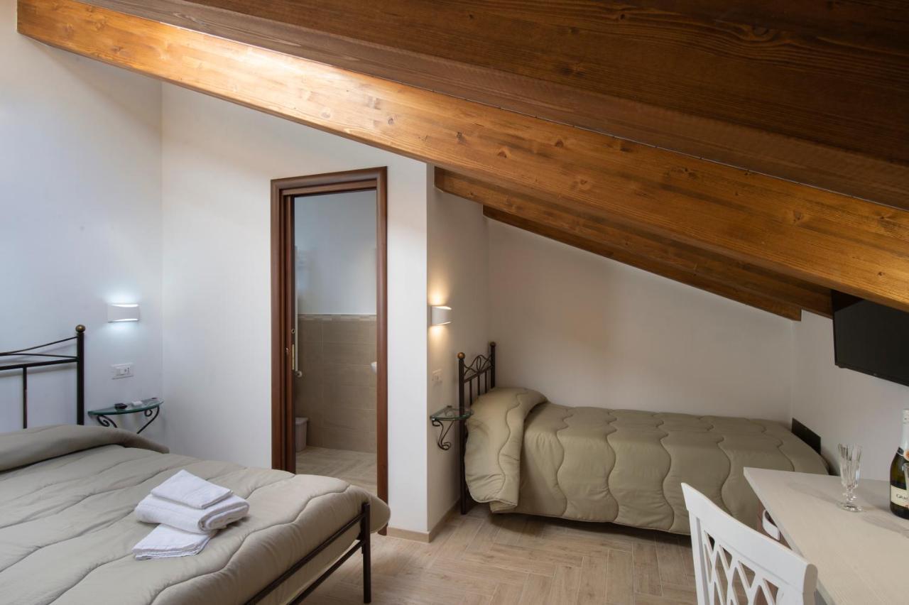 Il Ritrovo Degli Dei Bed & Breakfast Аджерола Екстериор снимка
