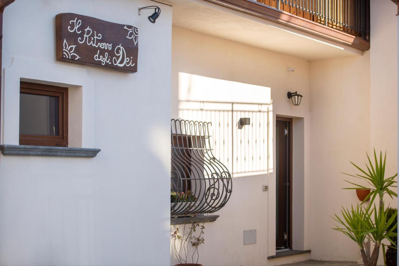 Il Ritrovo Degli Dei Bed & Breakfast Аджерола Екстериор снимка